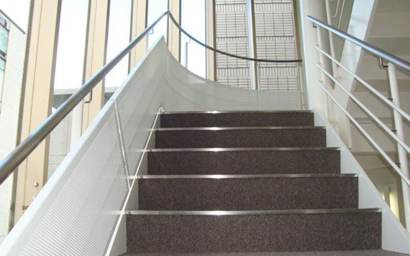 あいおいニッセイ同和損保本社別館ビル